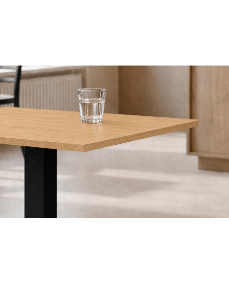 Tisch ALFA S Schwarz mit Laminierte-Platten 18 mm